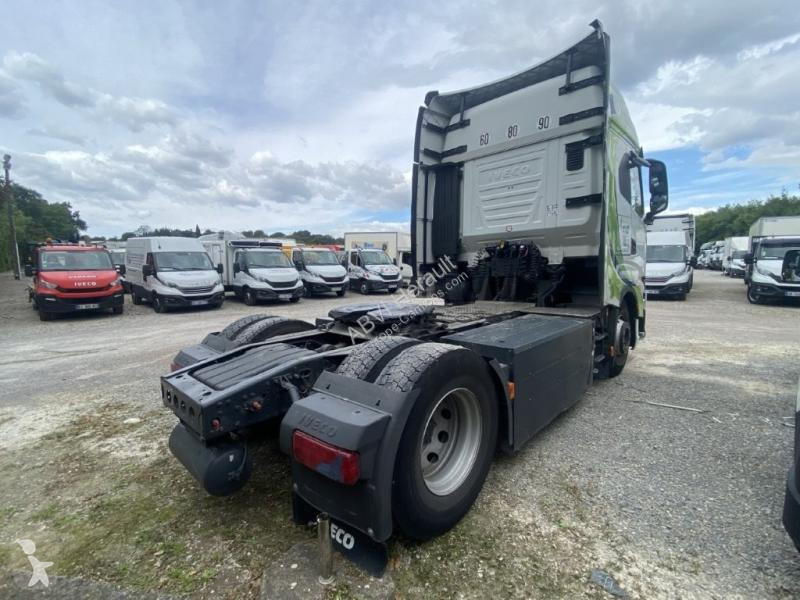 Iveco AS440S46TP CNG tractor unit