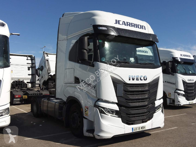 Iveco Stralis AS440S49T/P tractor unit