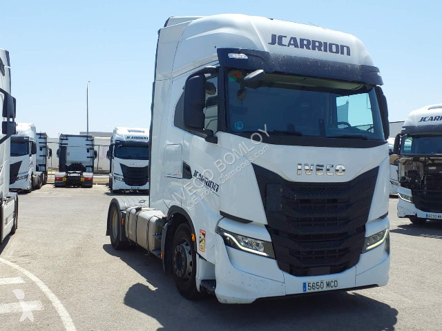 Iveco Stralis AS440S49T/P tractor unit