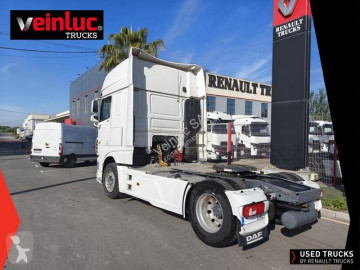 Cabeza tractora DAF