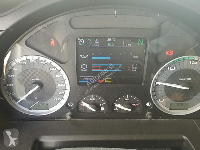 Iveco Stralis AS440S49T/P tractor unit