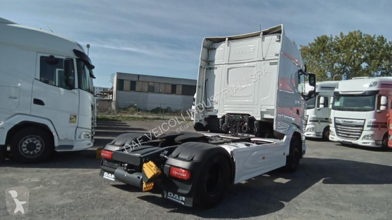 جرار DAF XG  FT 4X2