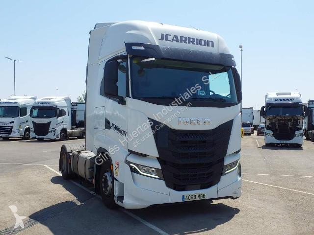 Iveco Stralis AS440S49T/P tractor unit