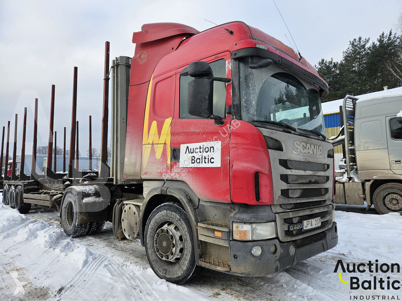 جرار Scania 420