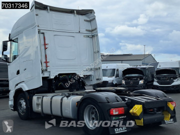 Cabeza tractora DAF