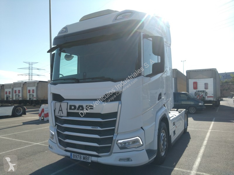 Тягач DAF XFn  FT 4X2