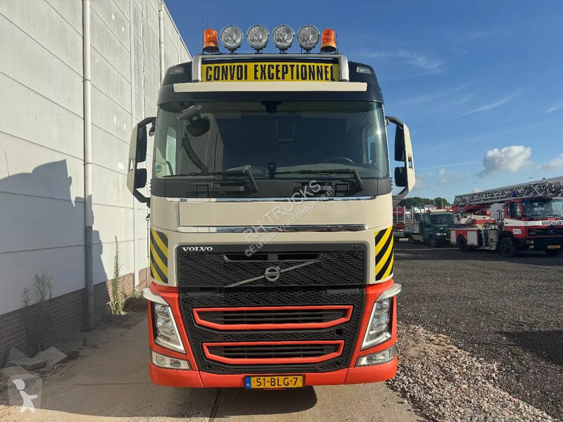 جرار Volvo 13540 8X4, 150 TON, INTARDER, 566862 KM