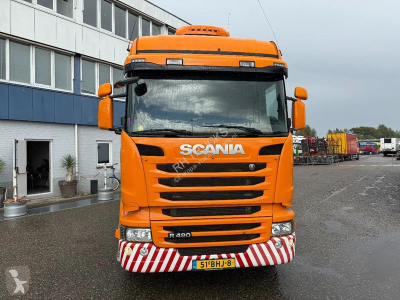 جرار Scania 490 10X4 EUO 6