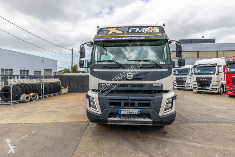 جرار Volvo GLOB 460+HYDR