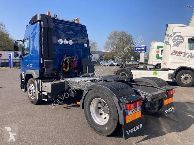 جرار Volvo