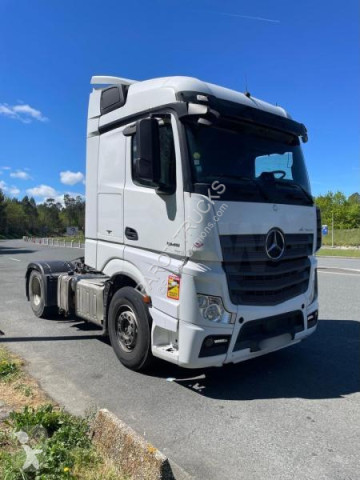 Tracteur Mercedes Actros 1845