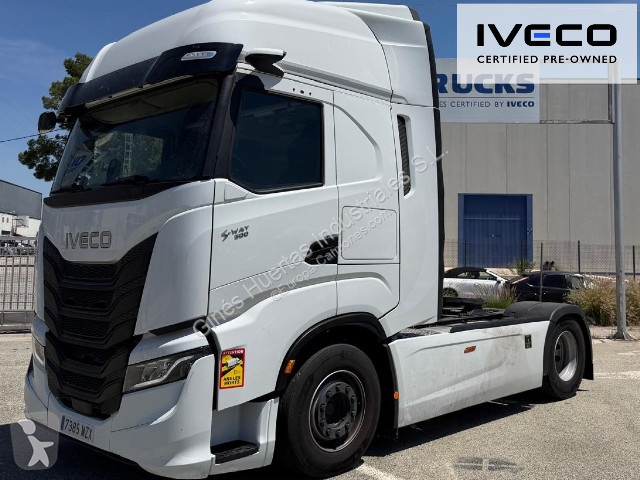 Tracteur Iveco AS 440 S 50 TP S-WAY