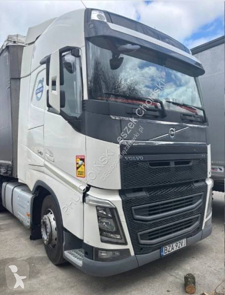 Cabeza tractora Volvo