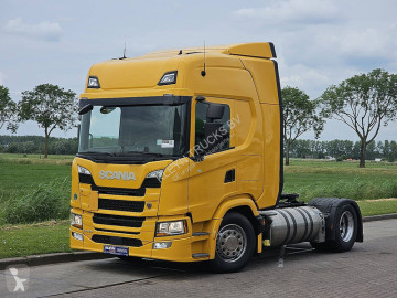 Влекач Scania