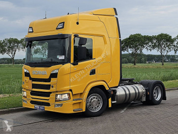 Влекач Scania