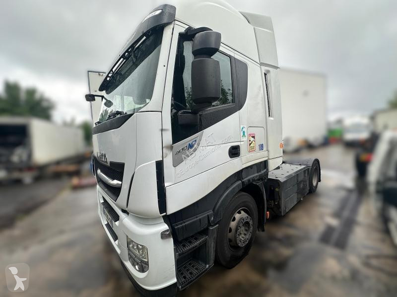 جرار Iveco AS 440 S 42