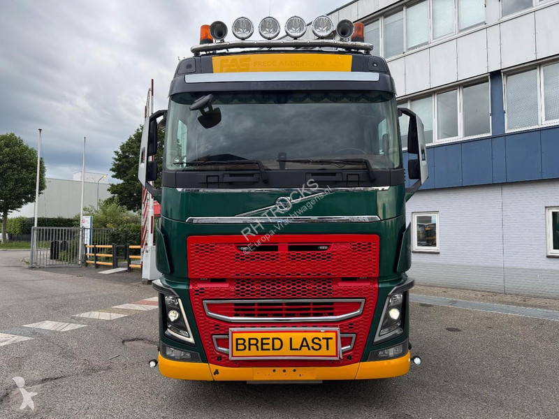 Trattore Stradale Volvo 16750 8X4 EURO 6 - 100...