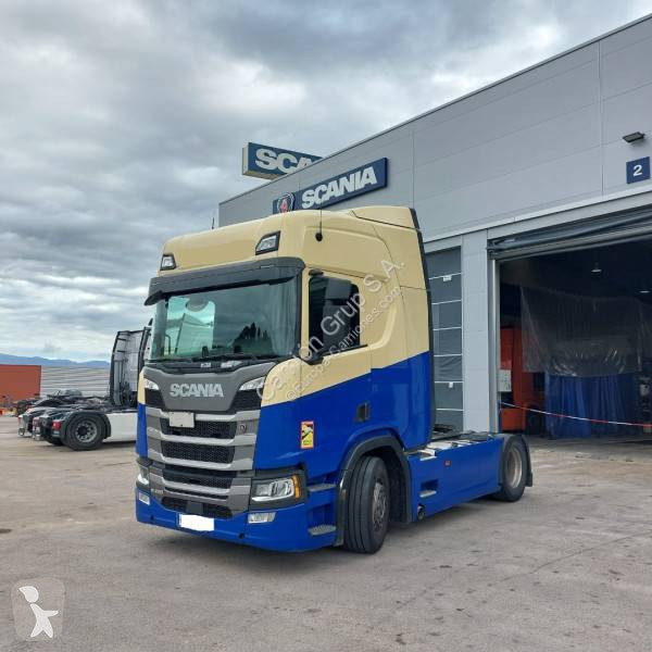جرار Scania