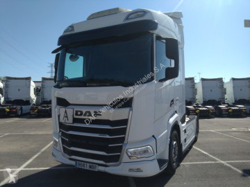 Cabeza tractora DAF