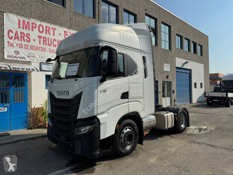 جرار Iveco