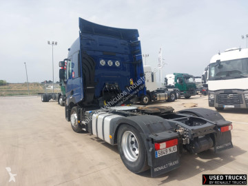جرار Renault
