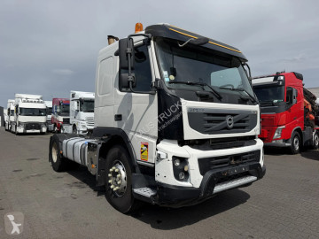 جرار Volvo