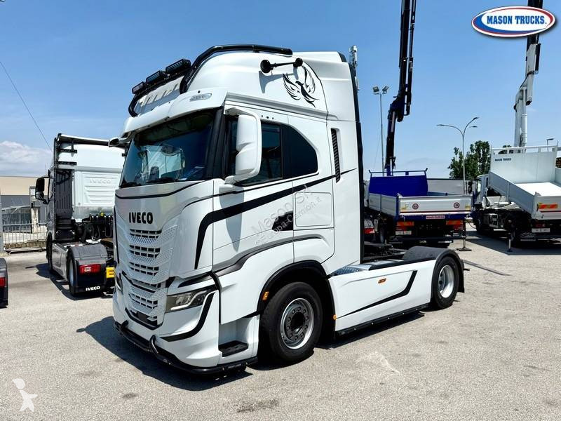 جرار Iveco