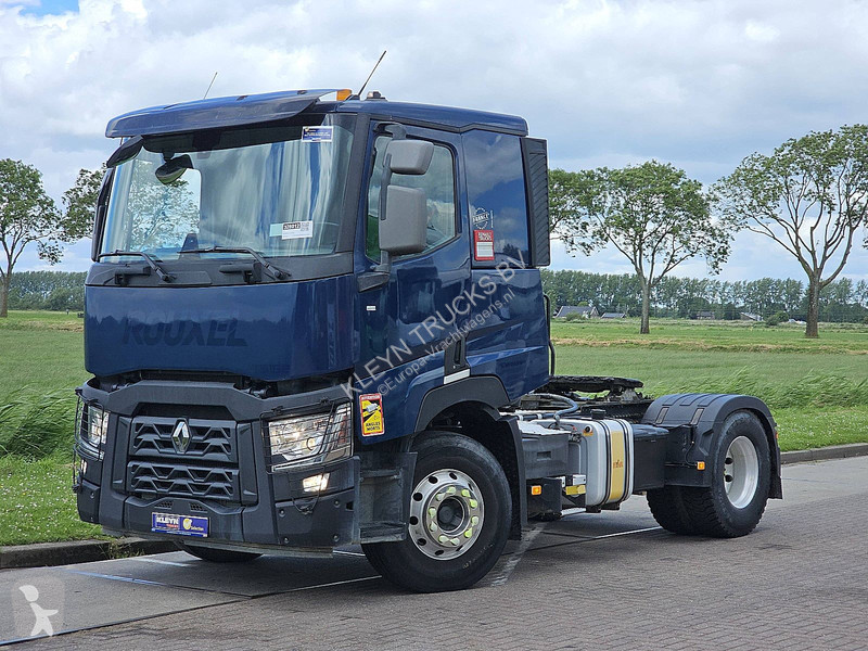 جرار Renault C 440