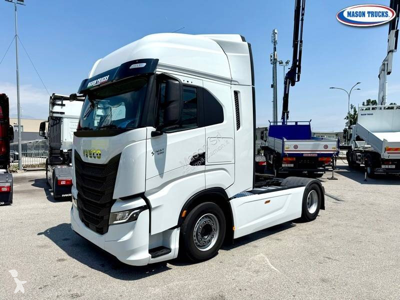 جرار Iveco