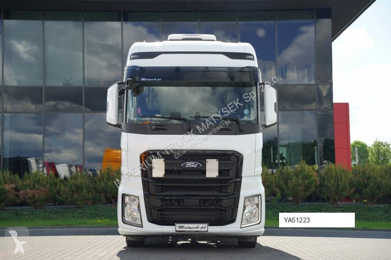 جرار Ford 500
