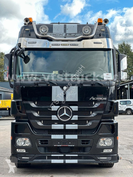 جرار Mercedes 1846 LS MP3 *Black-Liner*