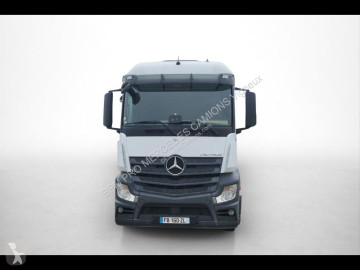 جرار Mercedes