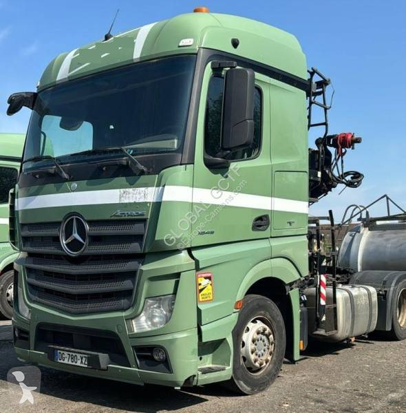 جرار Mercedes