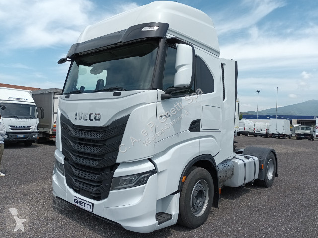 جرار Iveco S-Way AS440S48T/P