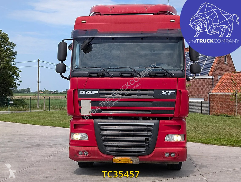 جرار DAF 460