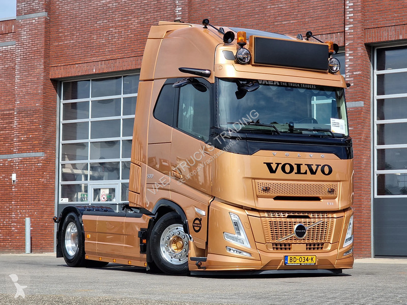 Traktor Volvo 13500 Aero Globetrotter XL 4x2 -...