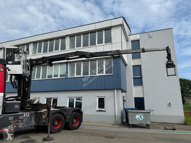 جرار Volvo 16750 6X4 EURO 6 + EPSILON S260Z +...