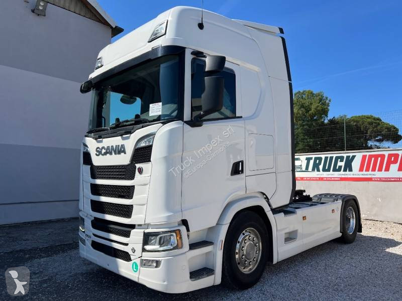 جرار Scania