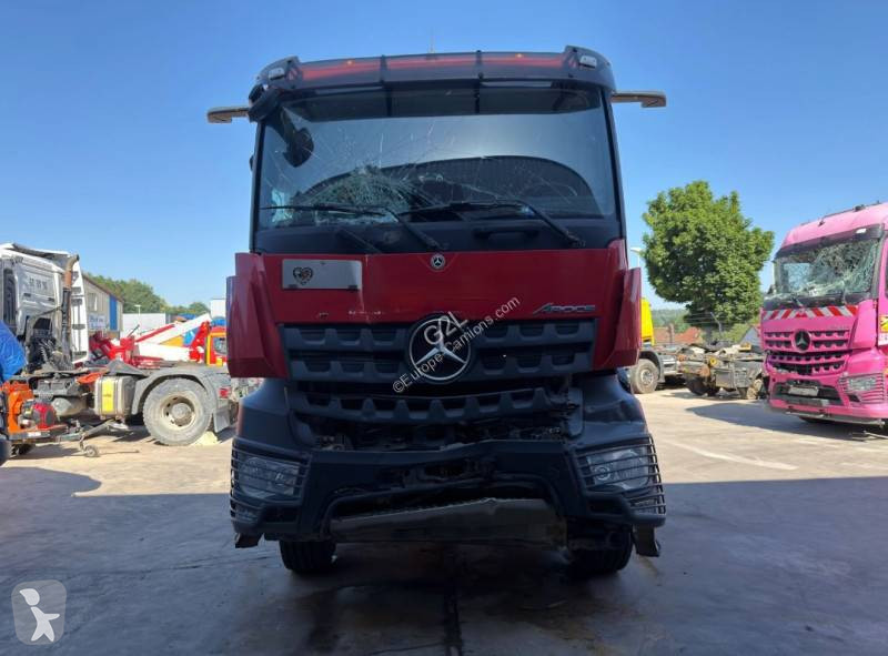 جرار Mercedes