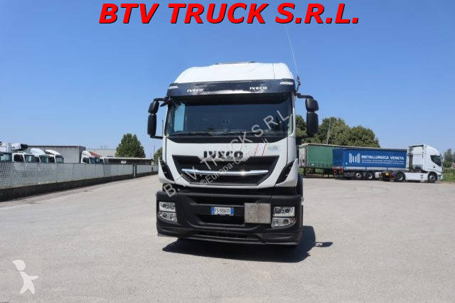Tahač Iveco STRALIS