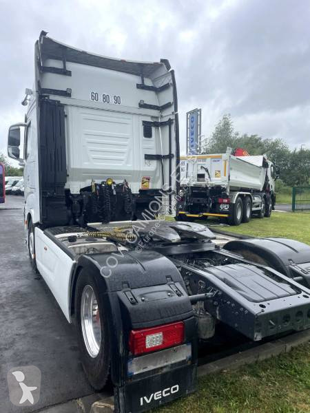 جرار Iveco
