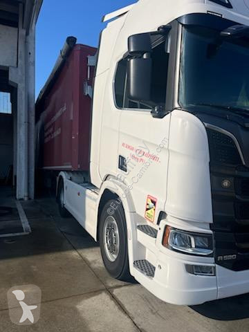 Traktor Scania 520