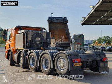 Влекач Scania