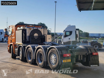 Влекач Scania