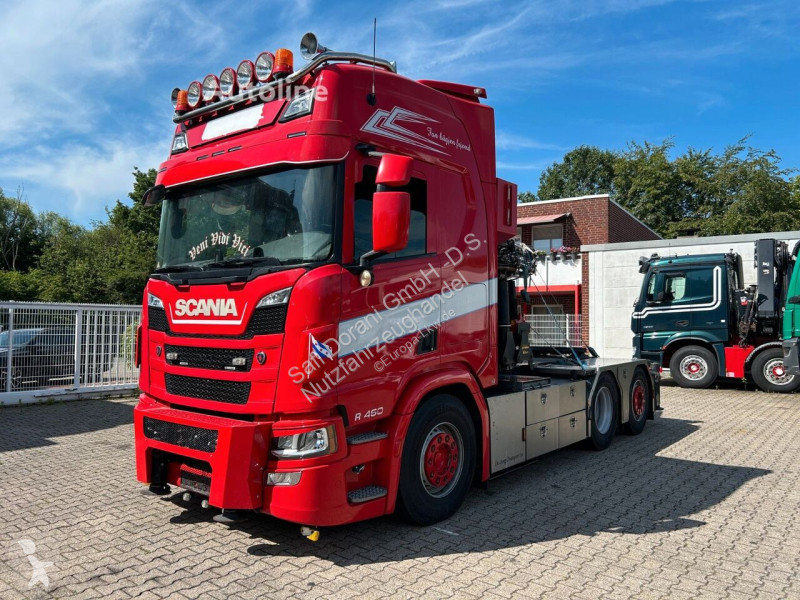 جرار Scania PK58002 TEC7