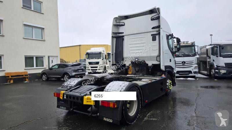جرار Iveco 440 (Nr. 6255)