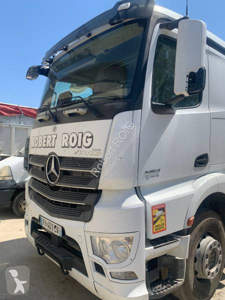 جرار Mercedes