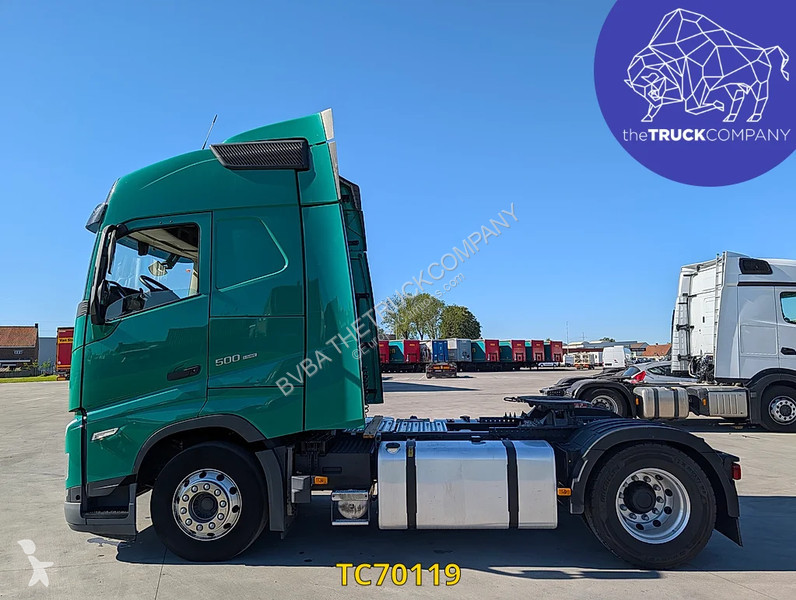 جرار Volvo 500