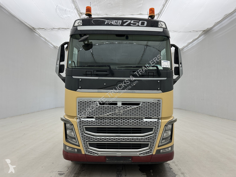 Traktor Volvo FH 750 - 6x4