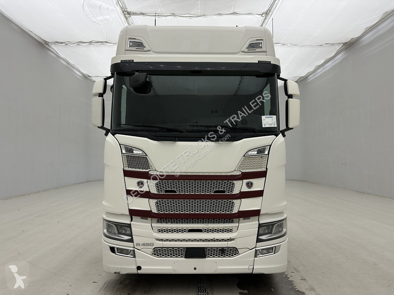 جرار Scania